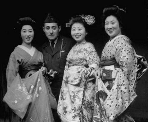 这个国家被美军打败, 组织八万“女子挺身队”为美军“服务”!-第4张图片-ZBLOG