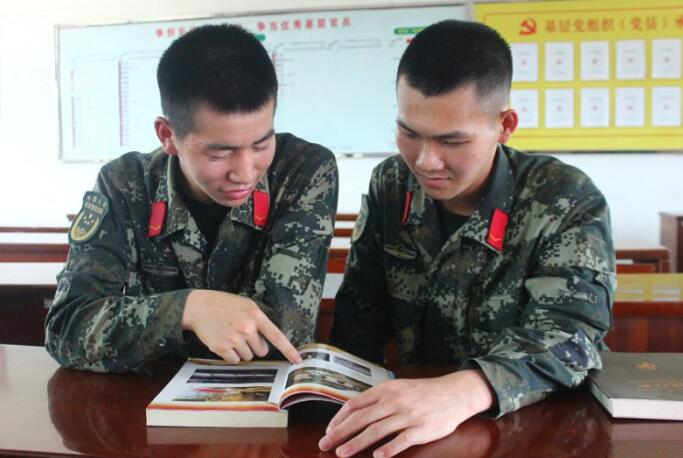 世界读书日，军营飘来书墨香-第6张图片-ZBLOG